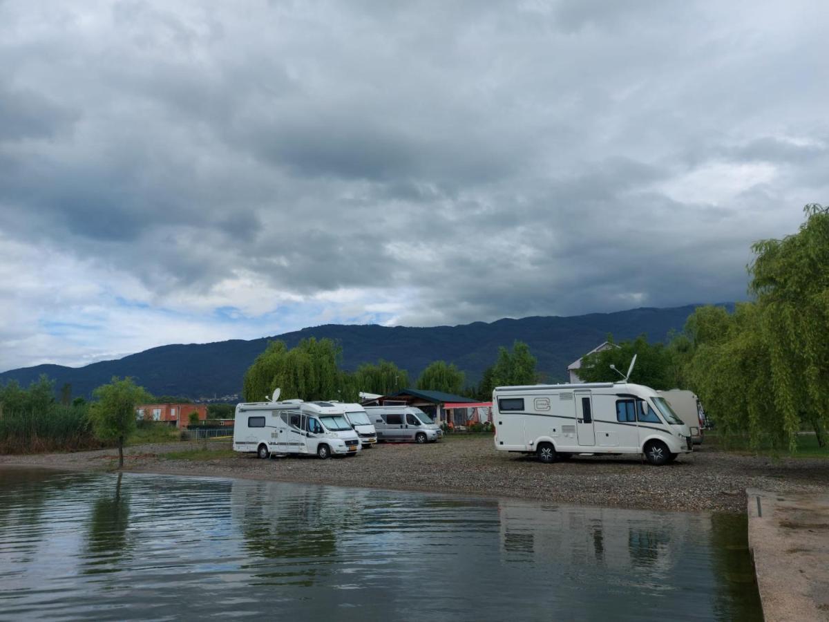 Sunrise Hotel & Camping Struga Exteriör bild