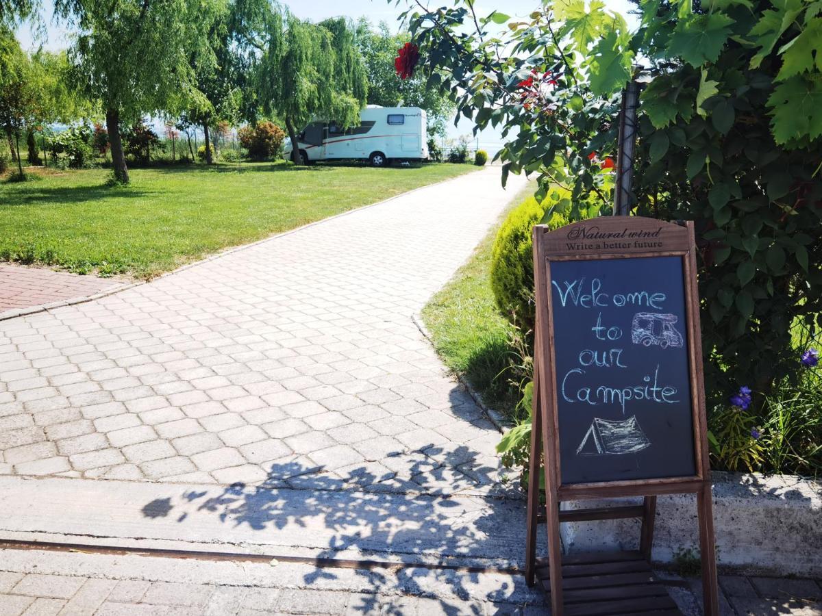 Sunrise Hotel & Camping Struga Exteriör bild