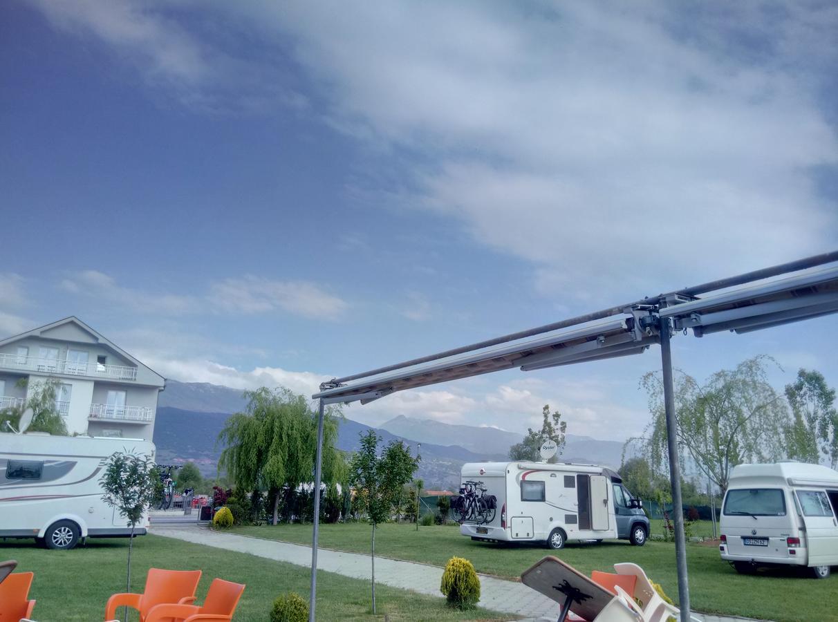 Sunrise Hotel & Camping Struga Exteriör bild