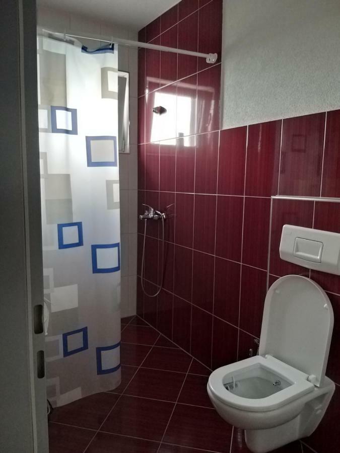 Sunrise Hotel & Camping Struga Exteriör bild